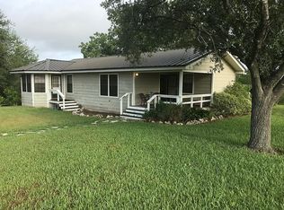 115 Hughes Cir, George West, TX 78022