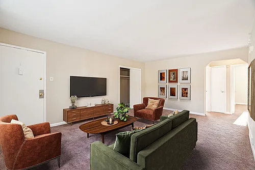 Brockton Court Photo 1