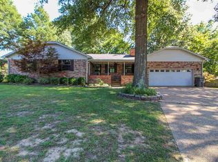 300 Woodford Pl, Paragould, AR 72450