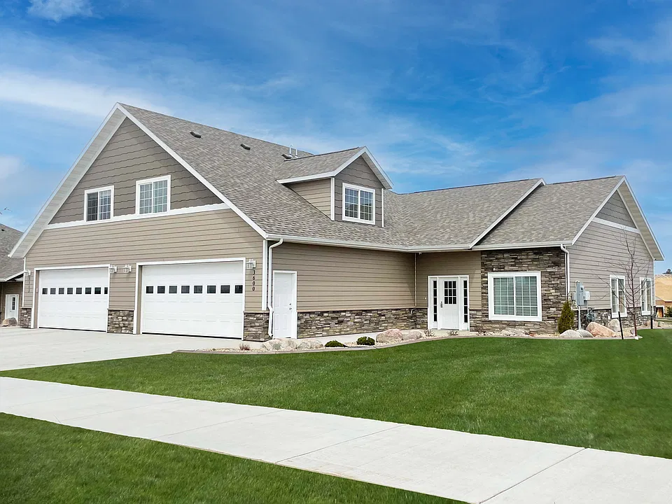 Coulee Ridge Twin Homes