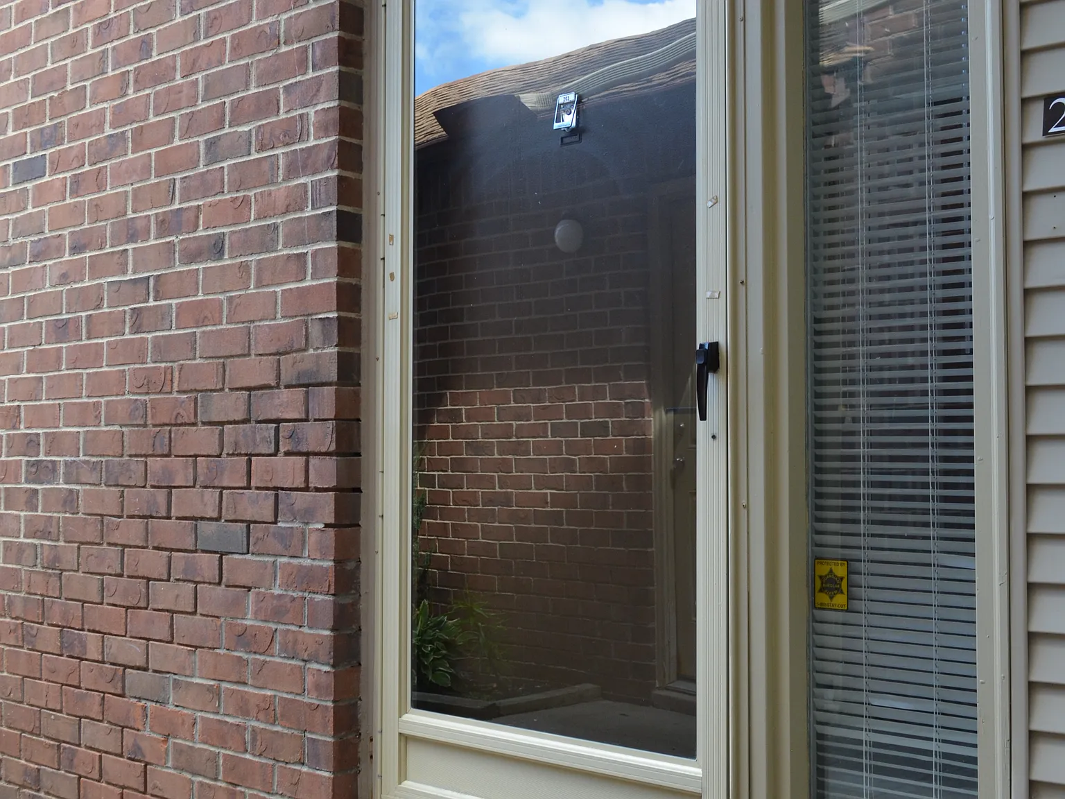 2 bed, 1307 sqft, $2,150 — Photo 3
