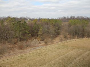 7552 Pinewild Rd, Seven Valleys, PA 17360