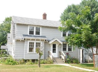 1202 Flambeau St, Manitowoc, WI 54220