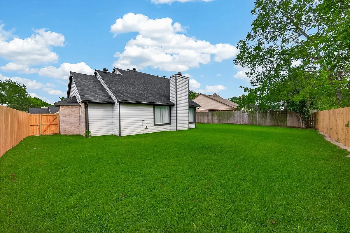Building Photo - 11406 Caesar Dr