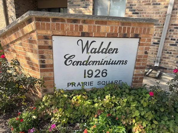 1926 Prairie Sq #302, Schaumburg, IL 60173