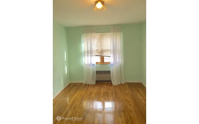 Rented by Douglas Elliman | media 4