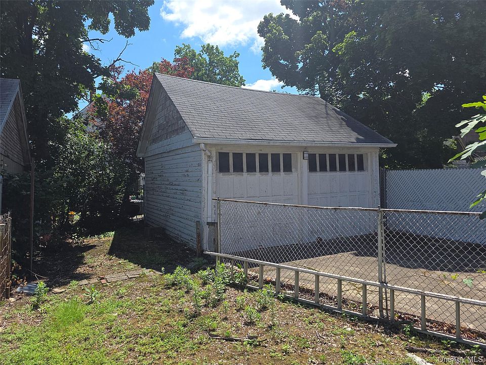 2nd image of 5933 159th Street
