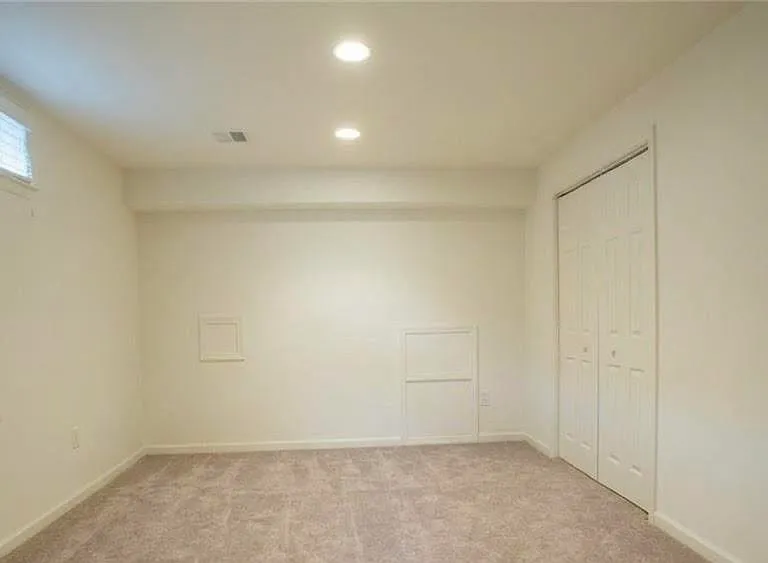 2160 Eagles Landing Dr — Photo 19