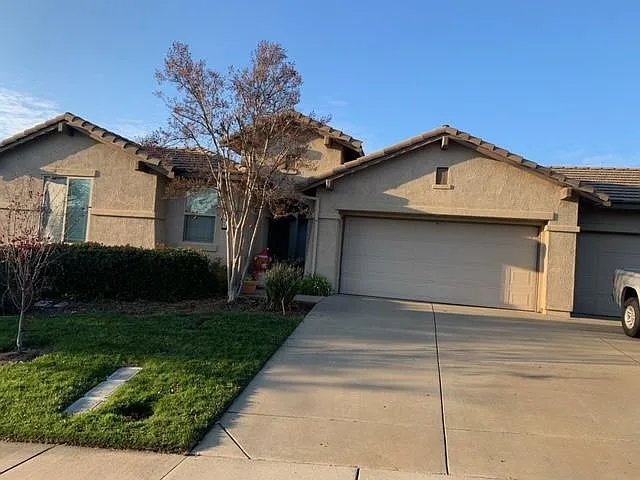 6095 Brogan Way photo 1