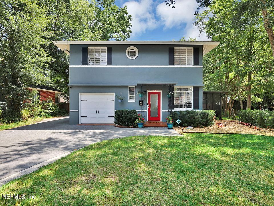 1st image of 1479 PINEGROVE Avenue
