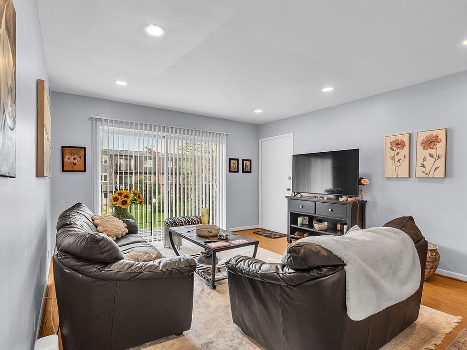 1st image of 9405 Bay Colony Dr APT 2W