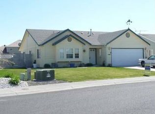 313 E Belair Dr, Moses Lake, WA 98837