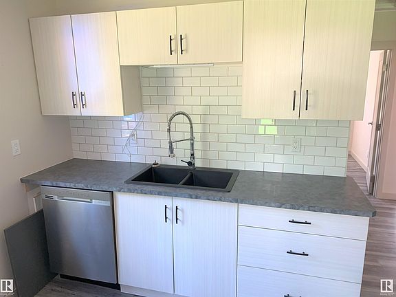 3rd image of 1270 Range Road 15 #47436