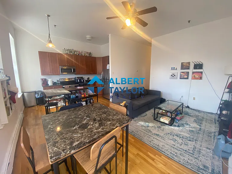 168 Northampton St #3 — Photo 2