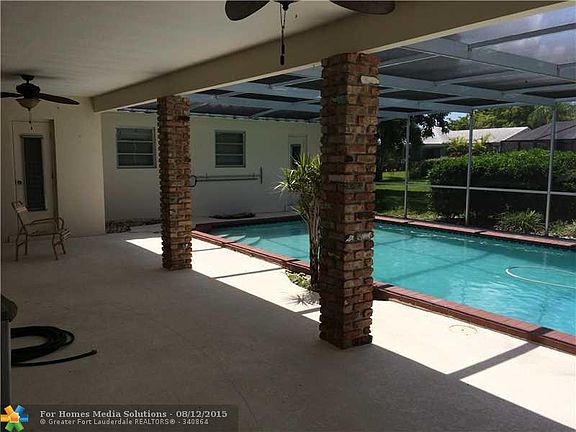 3rd image of 7500 NW 8th Ct
