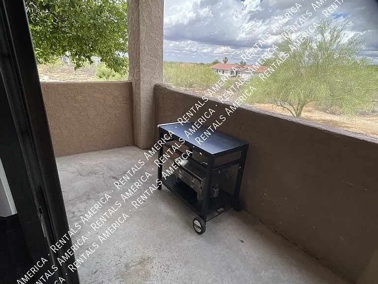8263 N Oracle Rd #136 — Photo 18