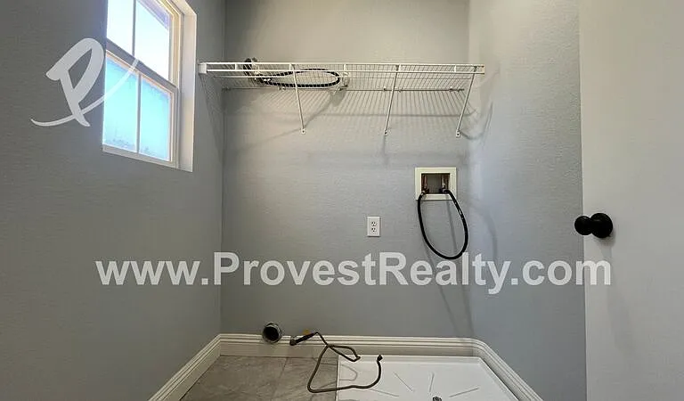 9334 Azurite Ave — Photo 15