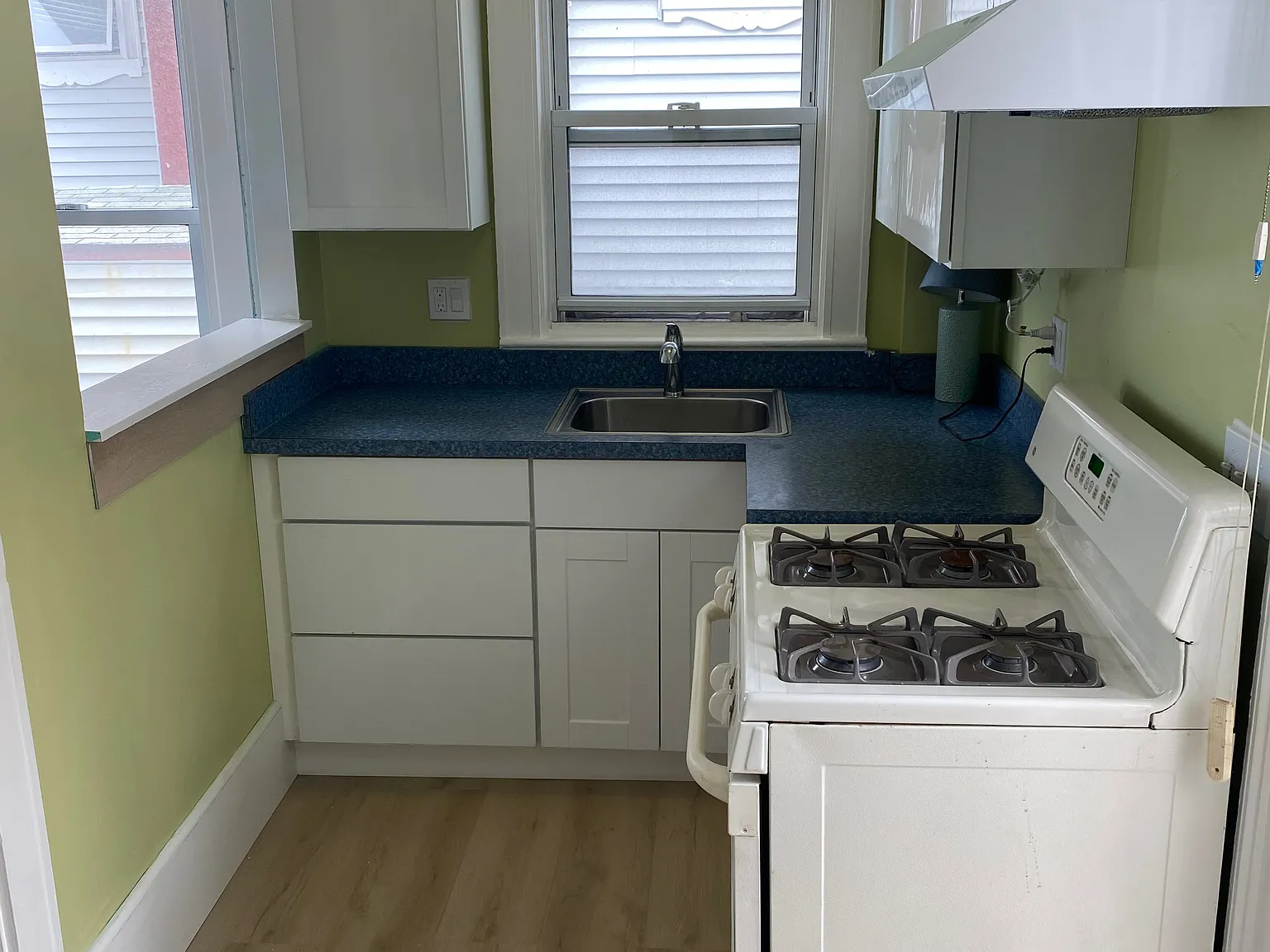 Studio, 400 sqft, $1,850 — Photo 2
