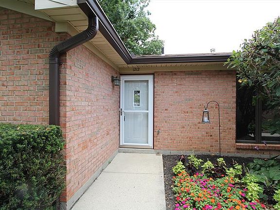 2nd image of 1212 Hollowbrook Dr