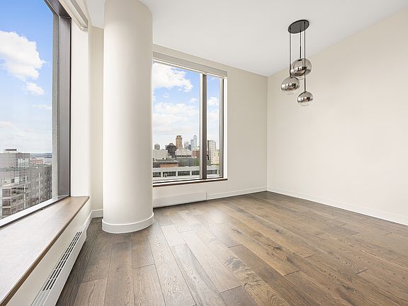 5th image of 11 Hoyt St #27K