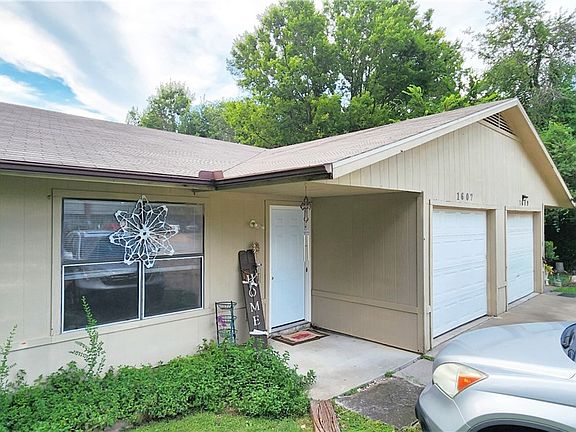 2nd image of 1607 & 1609 Sang Ave