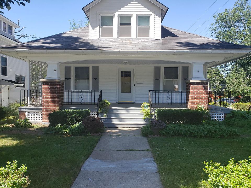 Primary entrance for Unit. With access to covered porch.