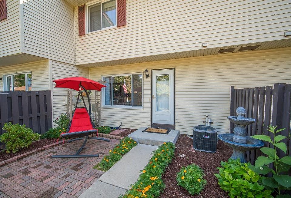 1st image of W164N11534 Castle Ct