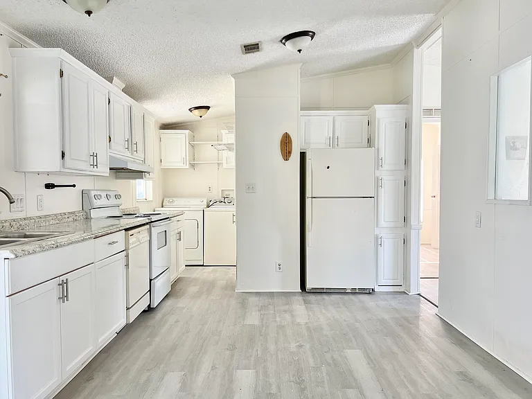183 Plantation Blvd — Photo 6
