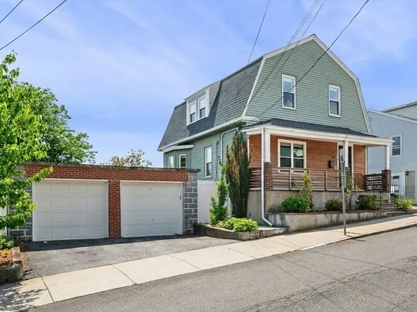 135 Bellingham St, Chelsea, MA 02150