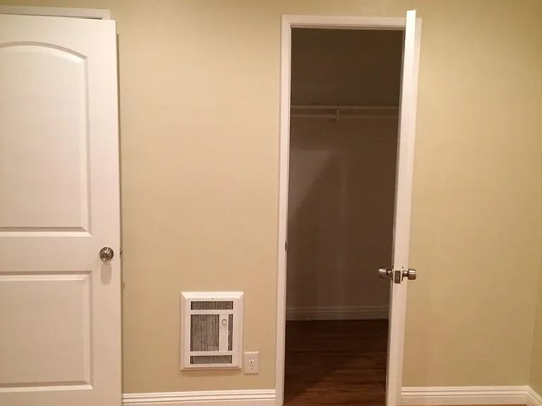645 Fairview Ave #2 — Photo 12