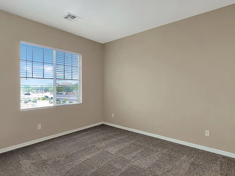 9037 W Plum Rd — Photo 29