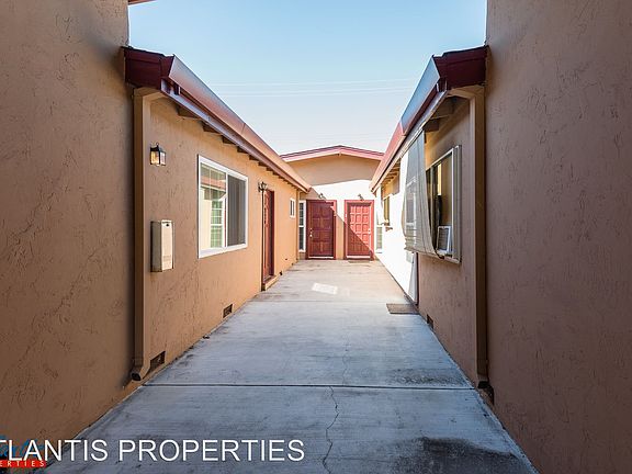 2nd image of 2476 Karen Dr APT 03