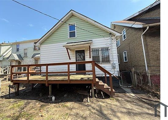 2nd image of 16327 Log Cabin St #1