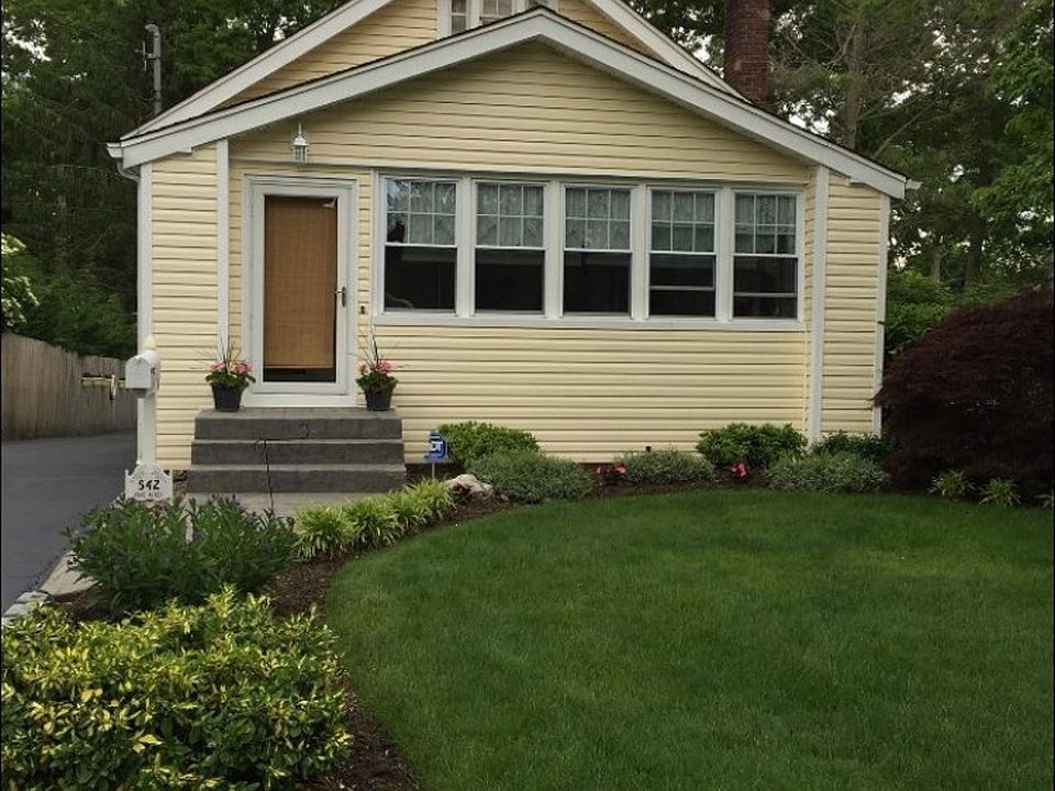 1st image of 542 Pine Acres Blvd