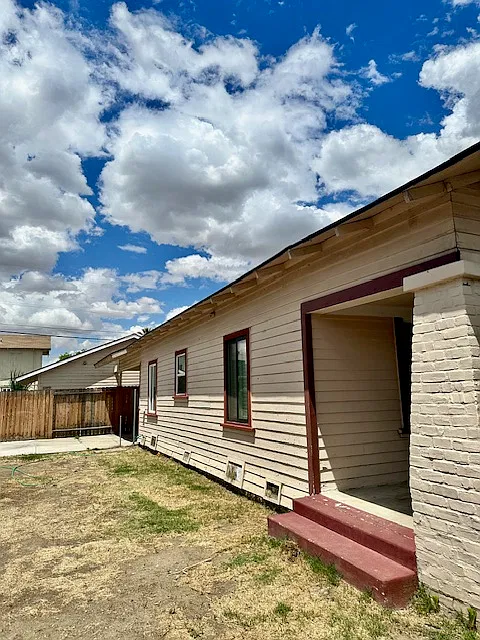 2 bed, 1120 sqft, $1,600 — Photo 4