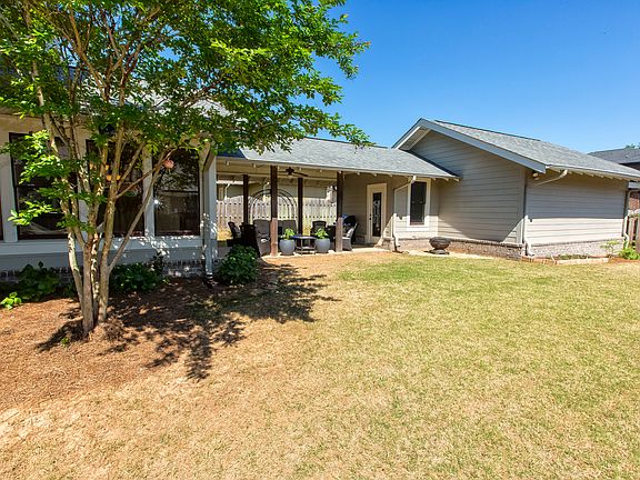 5th image of 2063 Ross Park Way