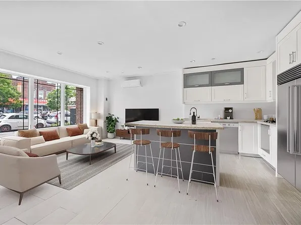 2335 Bath Ave #1B, Brooklyn, NY 11214