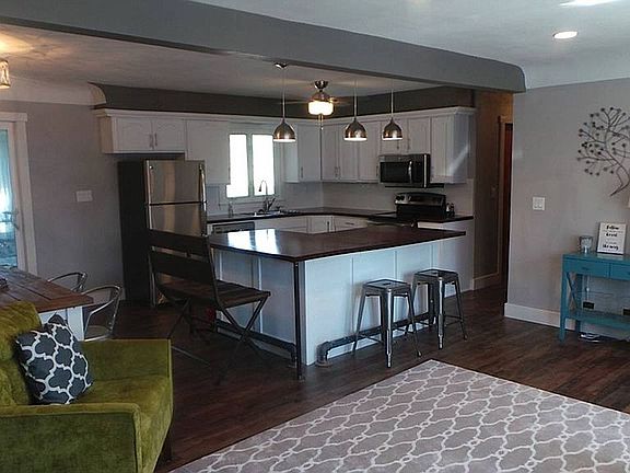 open floor plan, huge island