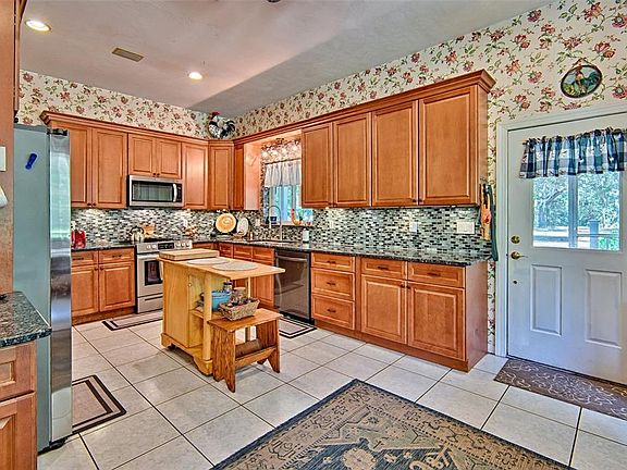 3rd image of 15522 SW 75th St