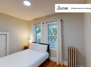 122 Hillside St #1-B, Roxbury Crossing, MA 02120