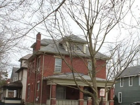 82 N Washington St, Delaware, OH 43015