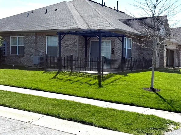 6981 Park Square Dr APT C, Avon, IN 46123