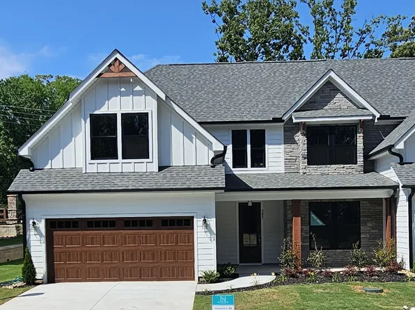 323 Breakwater Ln, Seneca, SC 29678