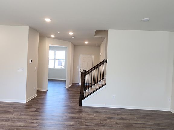 3rd image of 6508 Fair Ridge Ln