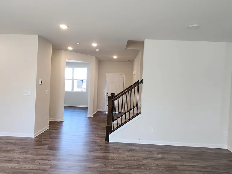 6508 Fair Ridge Ln — Photo 3