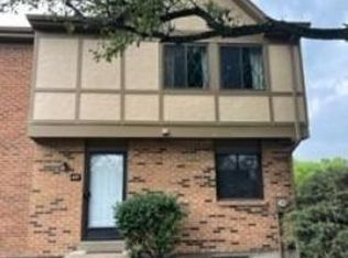 467 Dartmouth Cir, Cincinnati, OH 45244