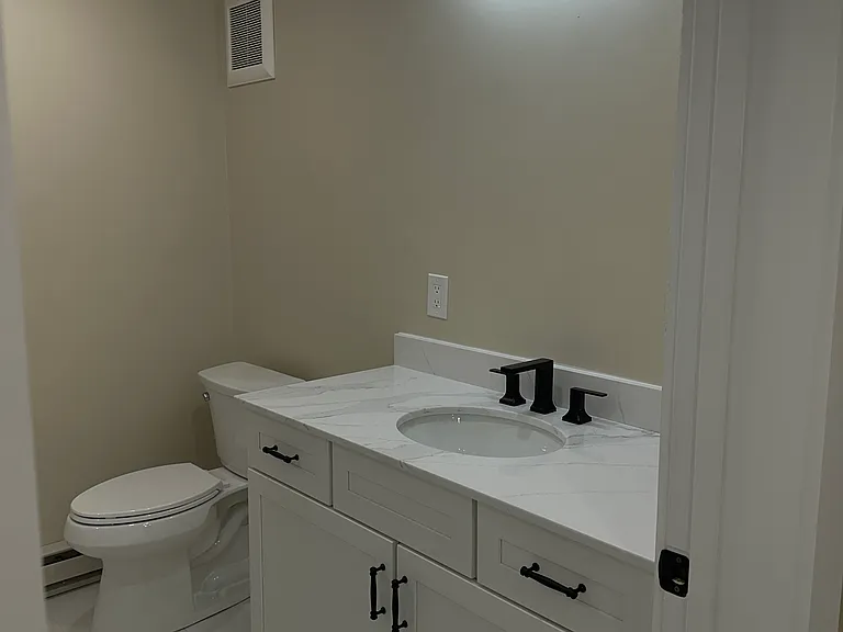 929A Whittier Hwy — Photo 10
