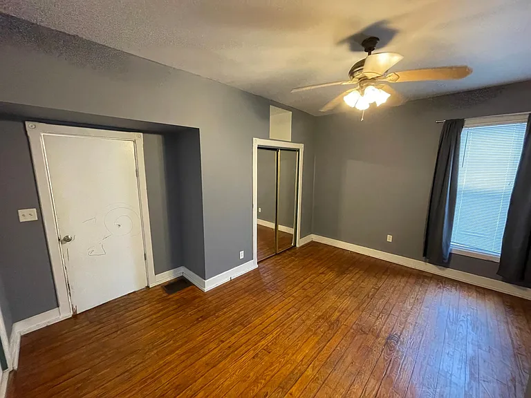 1627 Blaine Ave — Photo 9