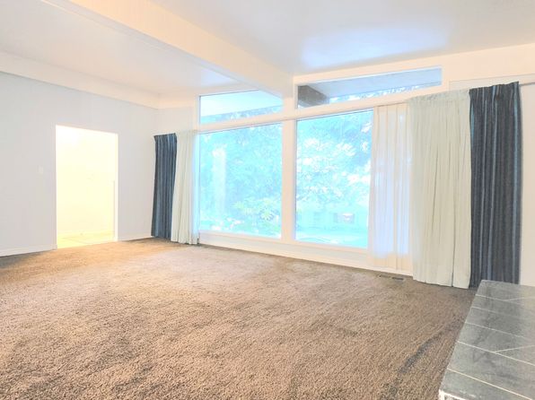 3 bedroom rental in Burnaby — photo 44