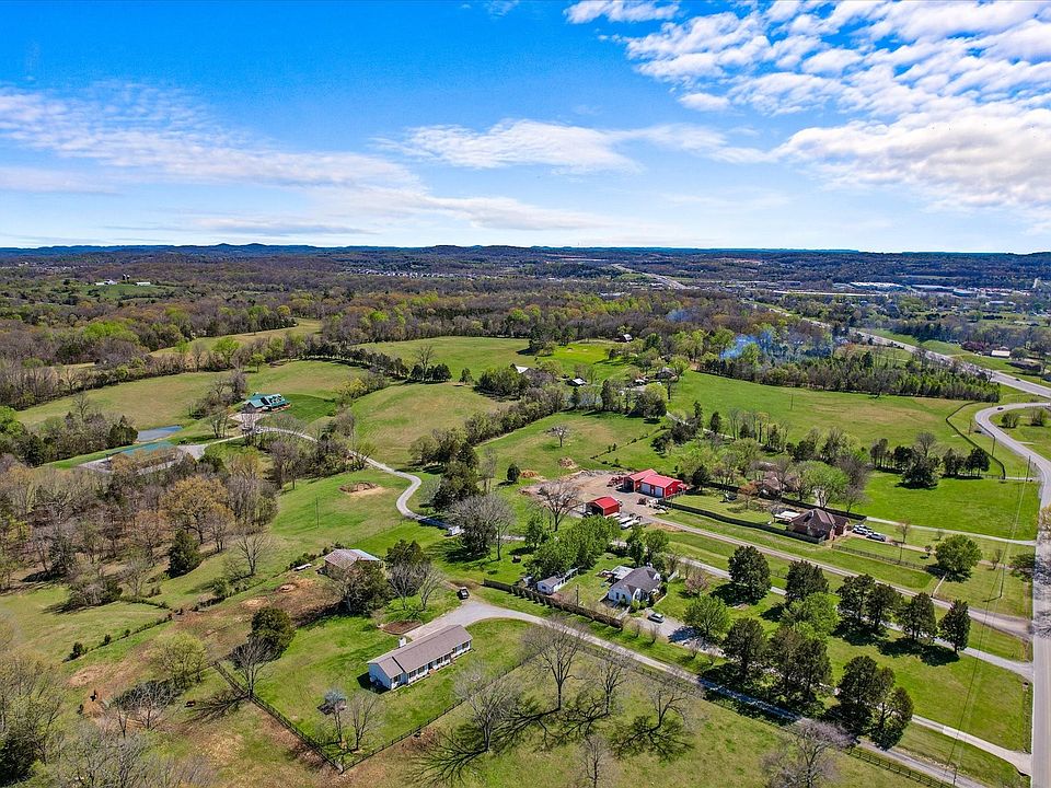13th image of 1661 Martha Leeville Rd